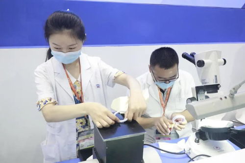 嚴(yán)把技術(shù)質(zhì)量關(guān)，直擊深圳展 珠寶國檢NGTC現(xiàn)場免費(fèi)檢測咨詢服務(wù)紀(jì)實(shí)